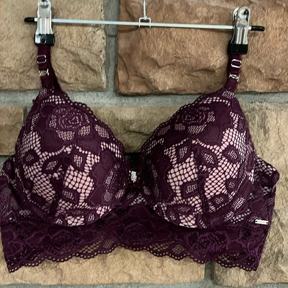 Lace bra - Picture 1 of 4